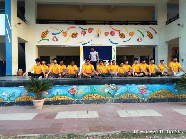 Hostelers Yoga moment